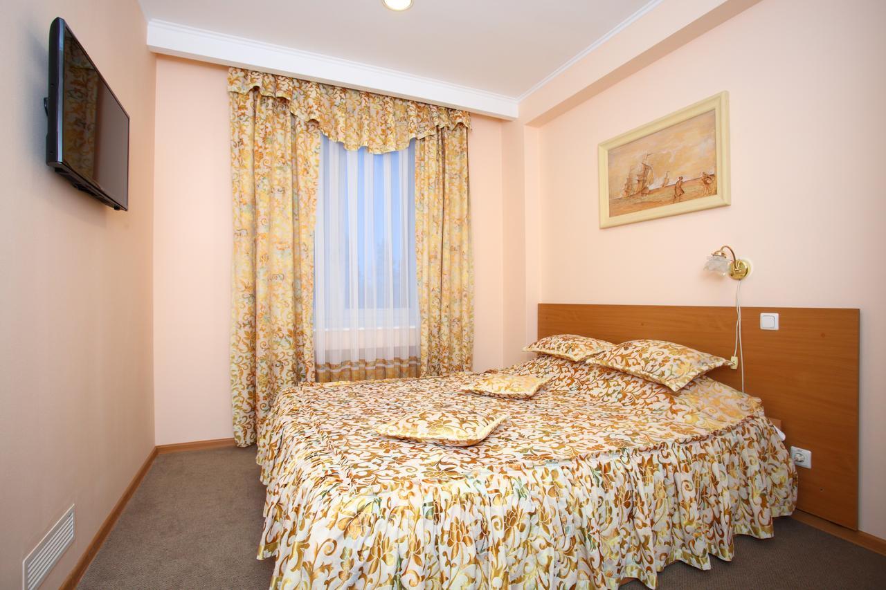 Hotel Rossiya Noyabrsk Room photo